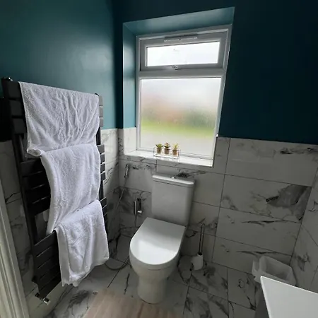 Apartment Stylish & Comfy 1 Bedroom By Altoluxoexperience Short Lets & Serviced With Free Wifi & Parking Bristol