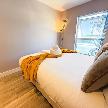 Stylish & Comfy 1 Bedroom By Altoluxoexperience Short Lets & Serviced With Free Wifi & Parking Apartment Bristol