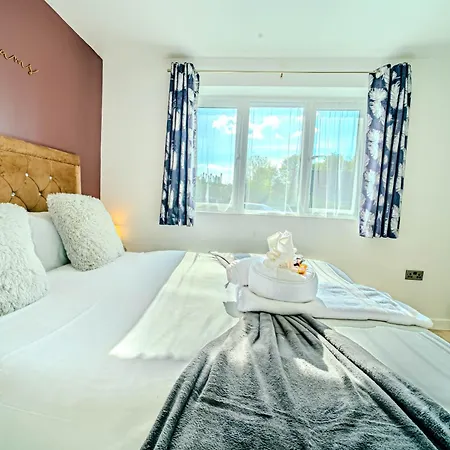 Apartment Stylish & Comfy 1 Bedroom By Altoluxoexperience Short Lets & Serviced With Free Wifi & Parking Bristol