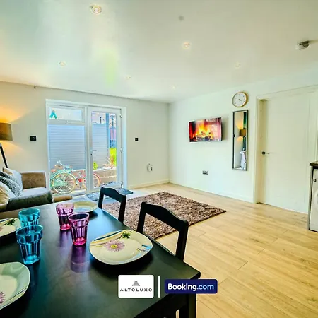 31a Stylish & Comfy 1br By Altoluxoexperience Short Lets & Serviced With Free Wifi & Parking * Bristol