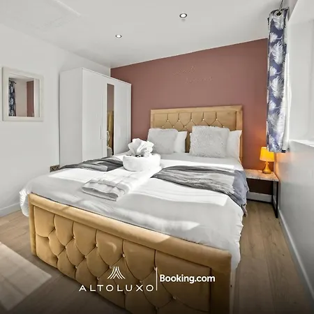 Apartment 31a Stylish & Comfy 1br By Altoluxoexperience Short Lets & Serviced With Free Wifi & Parking *