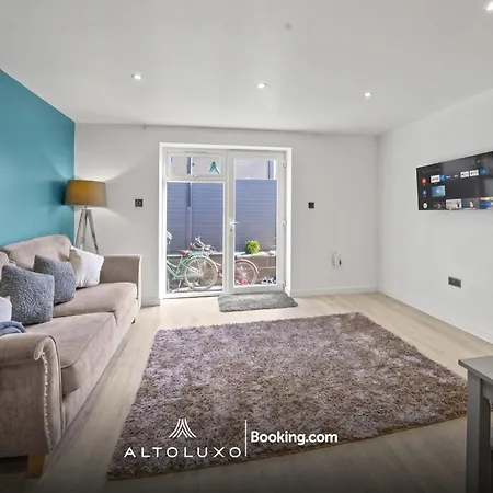 31a Stylish & Comfy 1br By Altoluxoexperience Short Lets & Serviced With Free Wifi & Parking * Bristol