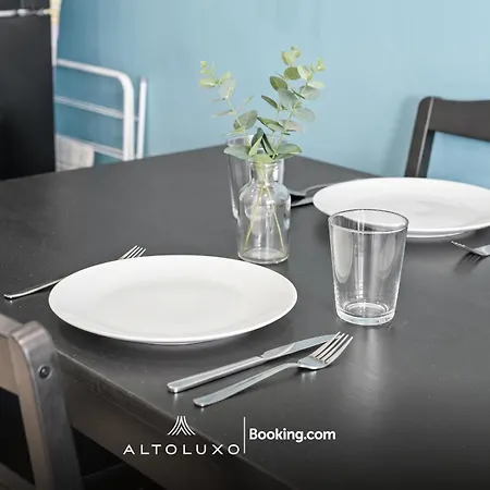 31a Stylish & Comfy 1br By Altoluxoexperience Short Lets & Serviced With Free Wifi & Parking * Bristol