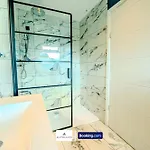 31a Stylish & Comfy 1br By Altoluxoexperience Short Lets & Serviced With Free Wifi & Parking