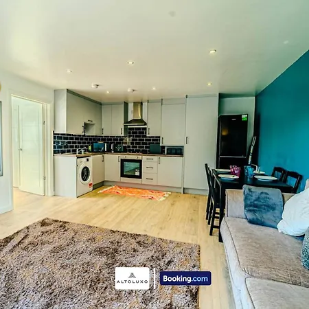 31a Stylish & Comfy 1br By Altoluxoexperience Short Lets & Serviced With Free Wifi & Parking *