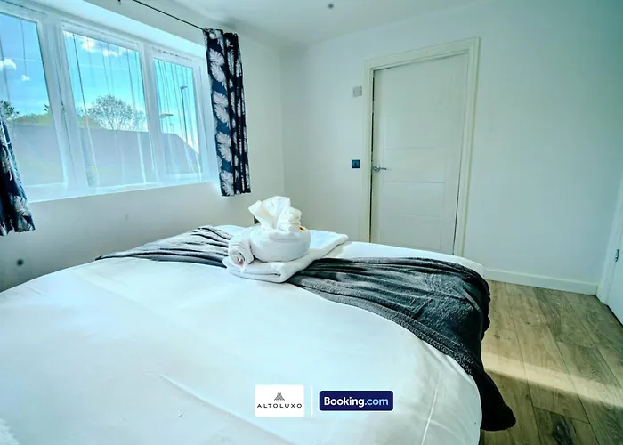 31a Stylish & Comfy 1br By Altoluxoexperience Short Lets & Serviced With Free Wifi & Parking * بريستول